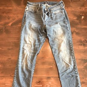 Abercrombie Cropped Ankle Jeans